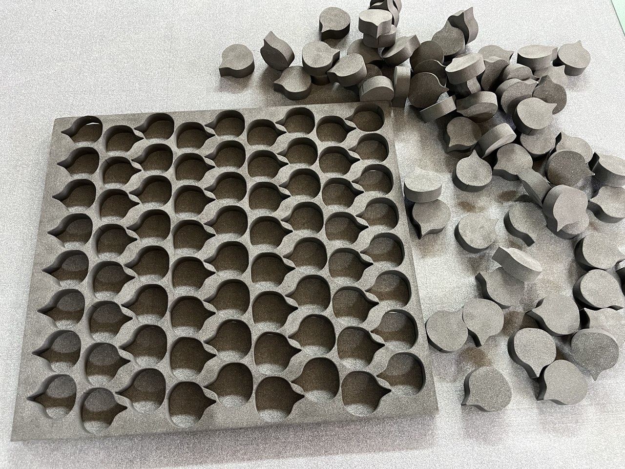 Резка изделий из поролона 50×56×20 мм